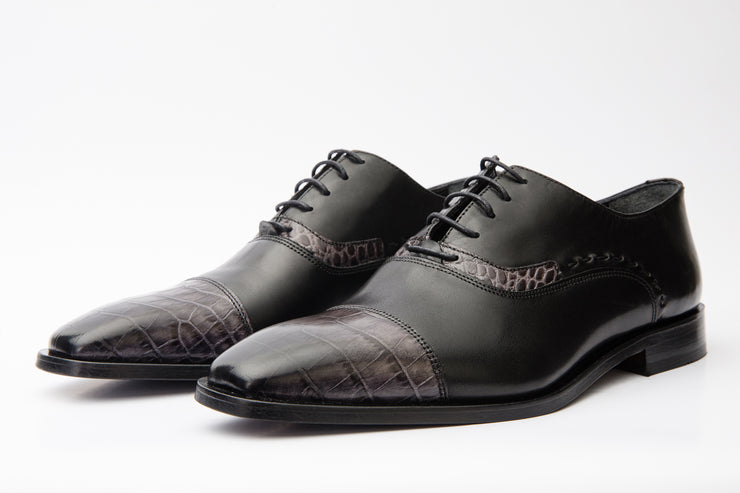 The Yukon Black Single Brogue Cap Toe Oxford Shoe