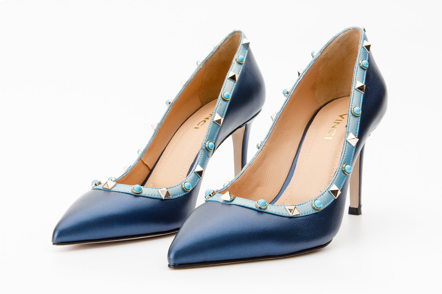 El zapato de salón de cuero azul Tikapur para mujer
