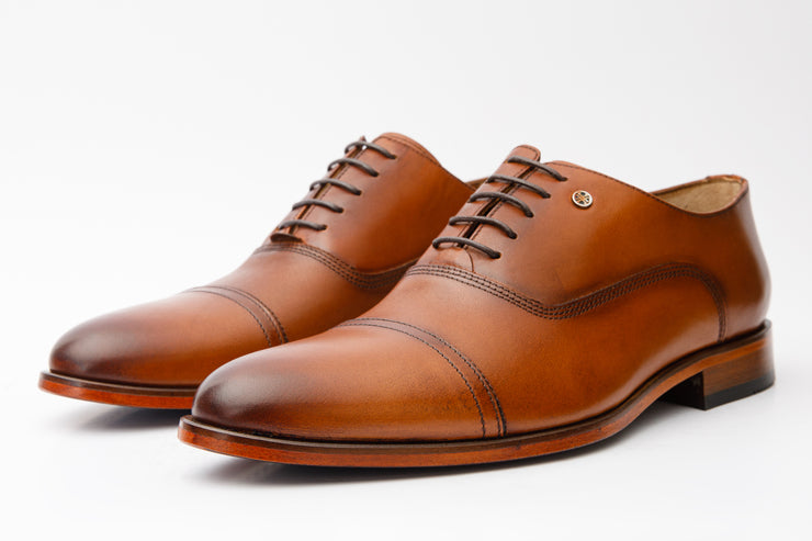 The Gambaha Brown Leather Quarter Brogue Cap Toe Oxford Shoe