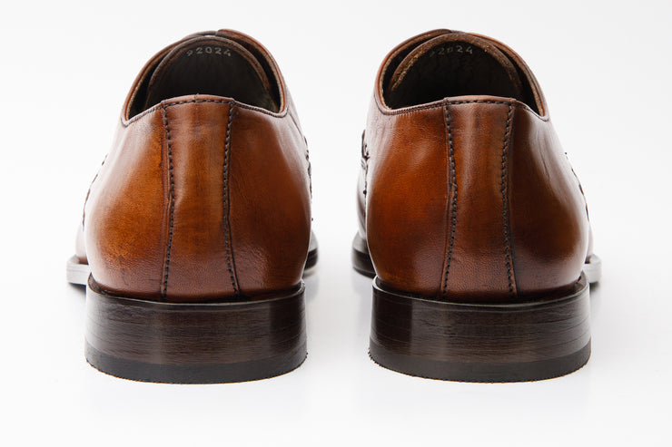 The Yukon Tan Single Brogue Cap Toe Oxford Shoe