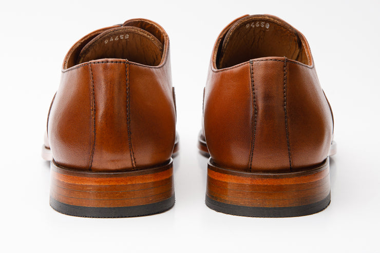 The Gambaha Brown Leather Quarter Brogue Cap Toe Oxford Shoe