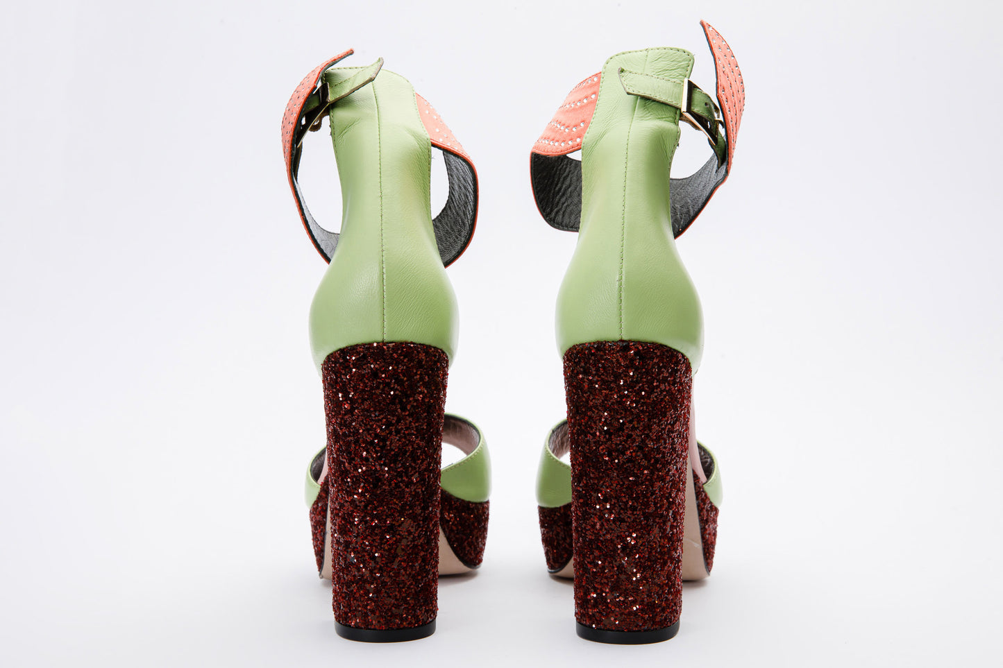 ¡Última venta de la sandalia de mujer Pera Multicolor Glitter con plataforma y tacón!