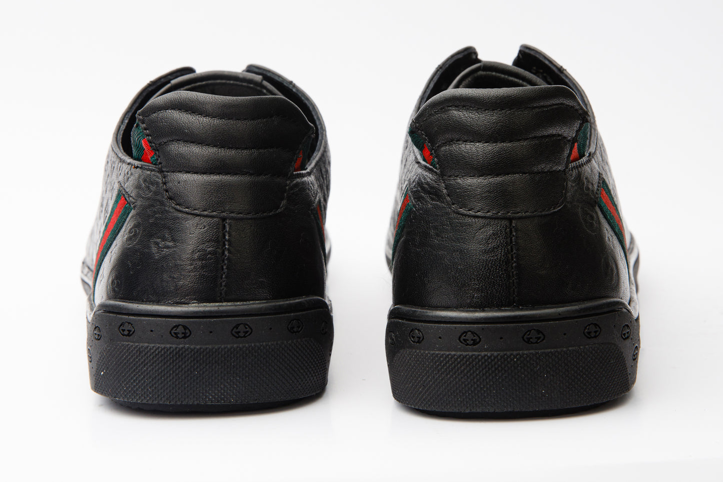 ¡Venta final de zapatillas Getto de cuero negro para hombre!