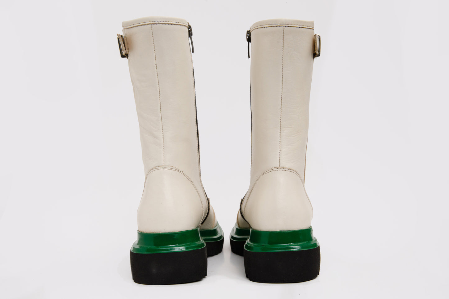 Bota de media pantorrilla de piel color crema Yako para mujer