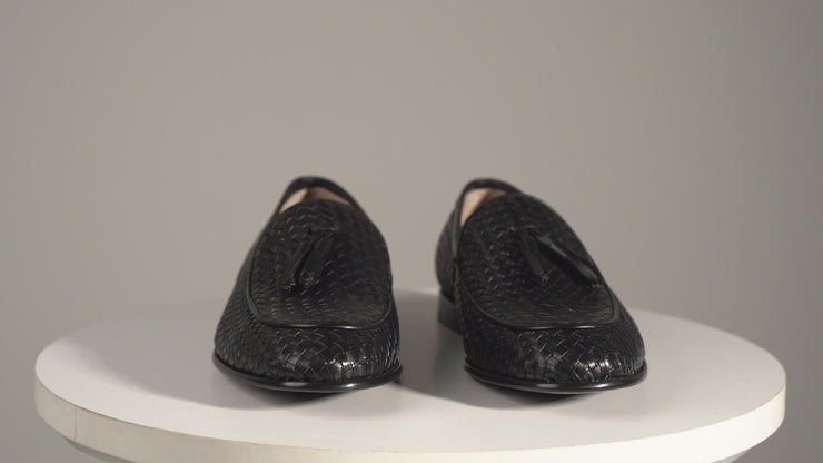 The Mclean Shoe Black Woven Tassel Loafer