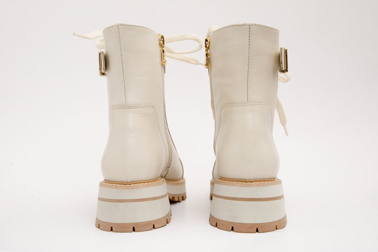 The Belgrano Cream Leather Lace-Up Ankle Boot With a Side Zipper