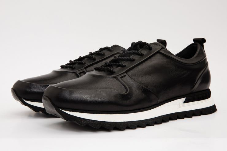 The Barnett Black Leather Sneaker