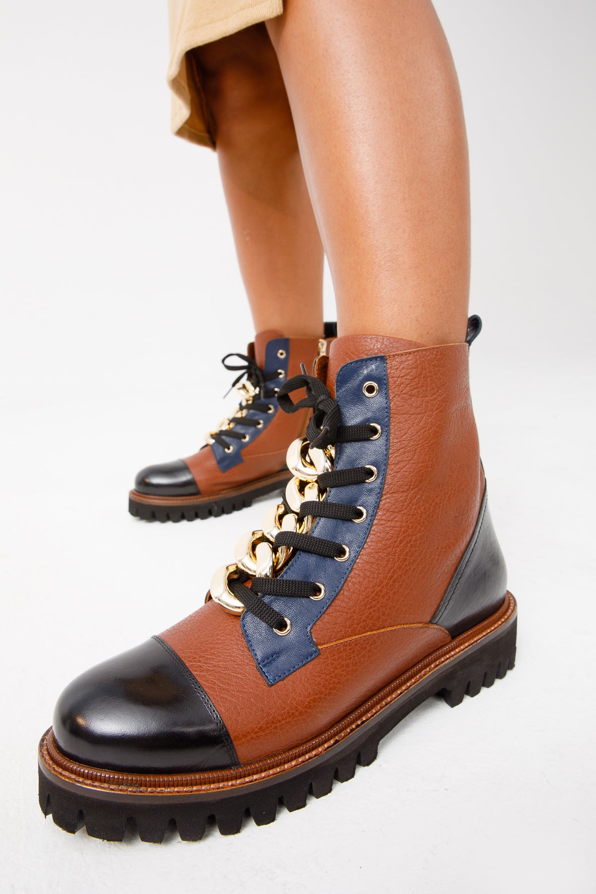 The Belgrad Brown  Leather Lace-Up Ankle Women Boot With a Side Zipper