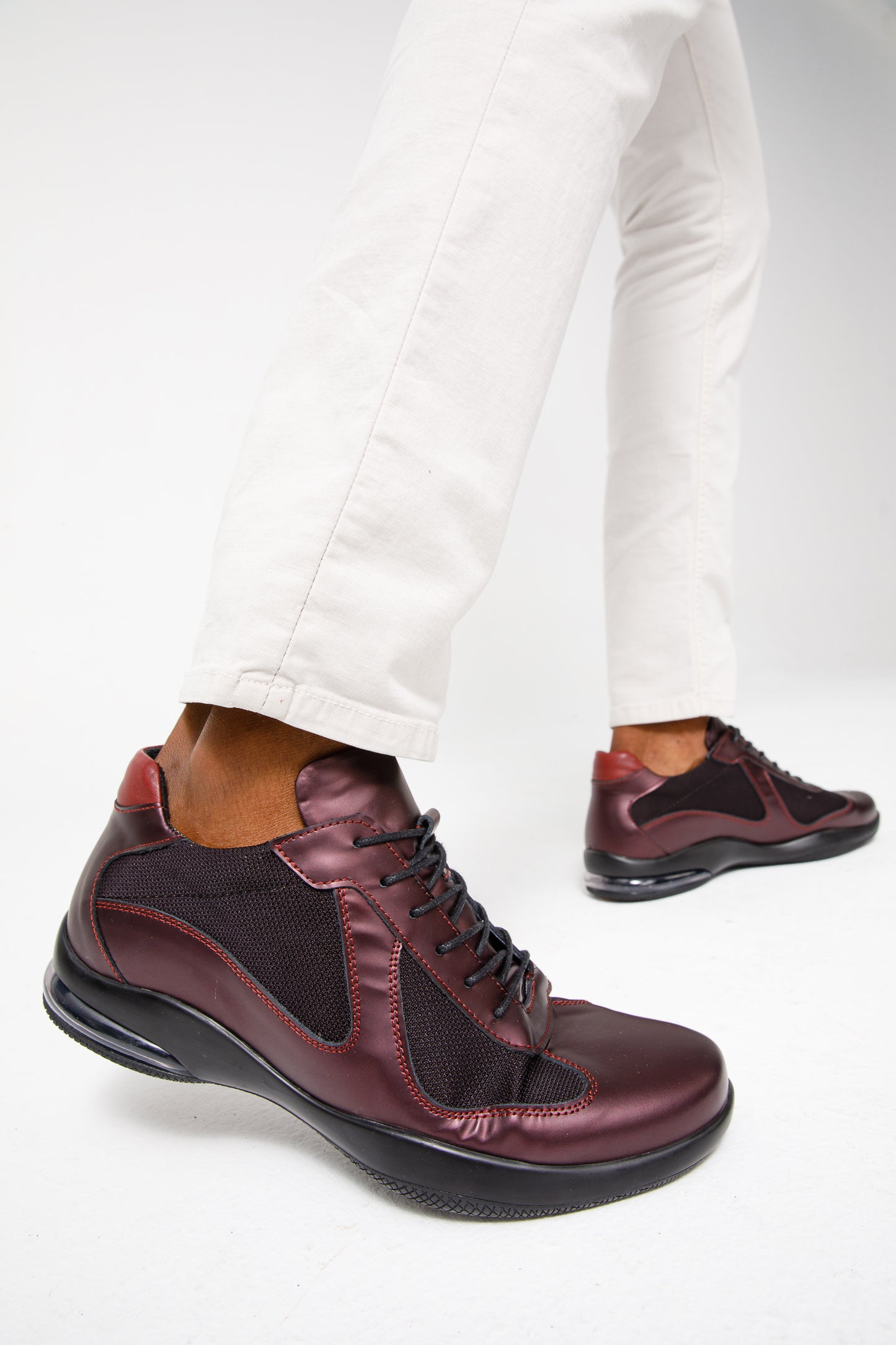 The Zona Burgundy Leather Men Sneaker