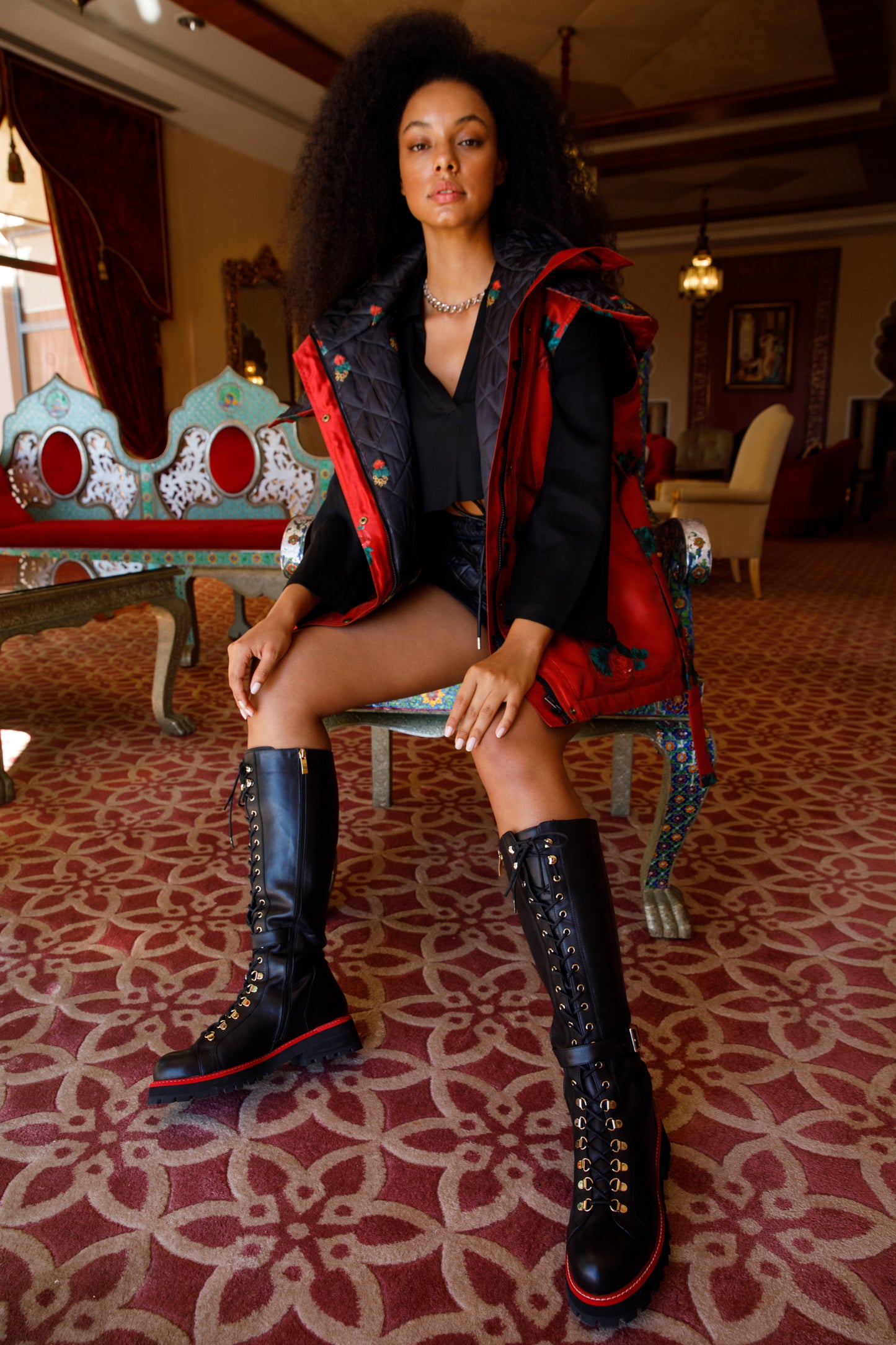 Botas altas con cordones hasta la rodilla de cuero negro Istinye para mujer, edición limitada