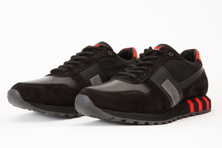 The Kilo Black Leather Sneaker