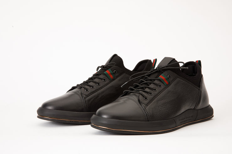 The Hoxton Black Leather Sneaker