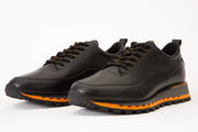 The Lizbon Black Leather Sneaker