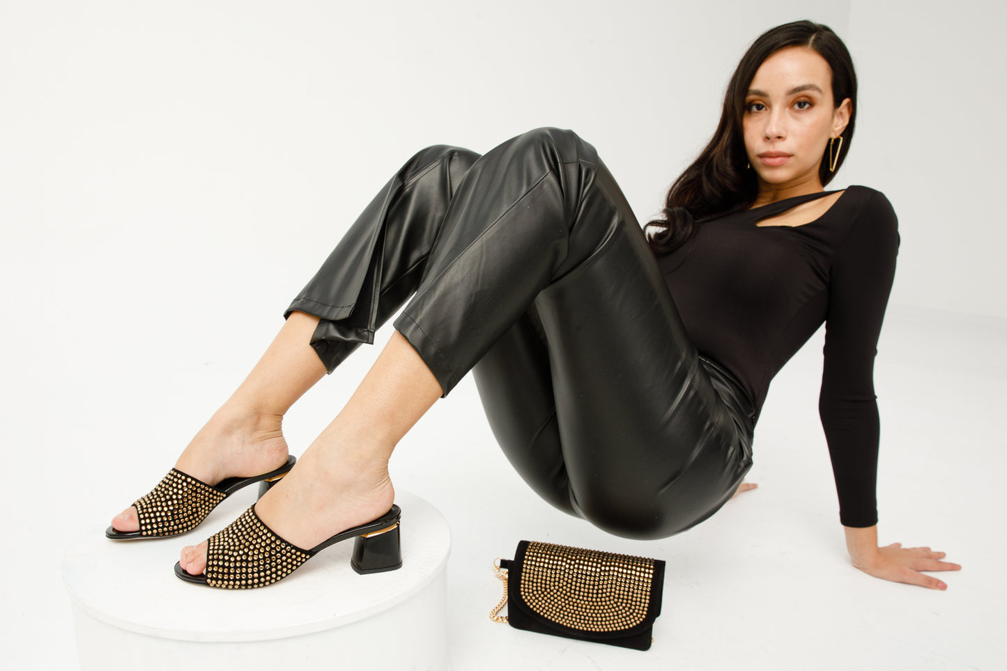 The Ailano Gold Glitter Leather Women Sandal