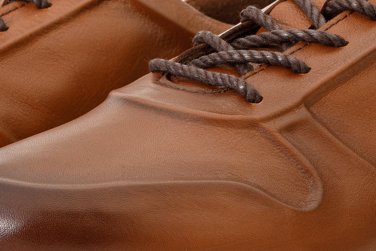 The Barnett Brown Leather Sneaker