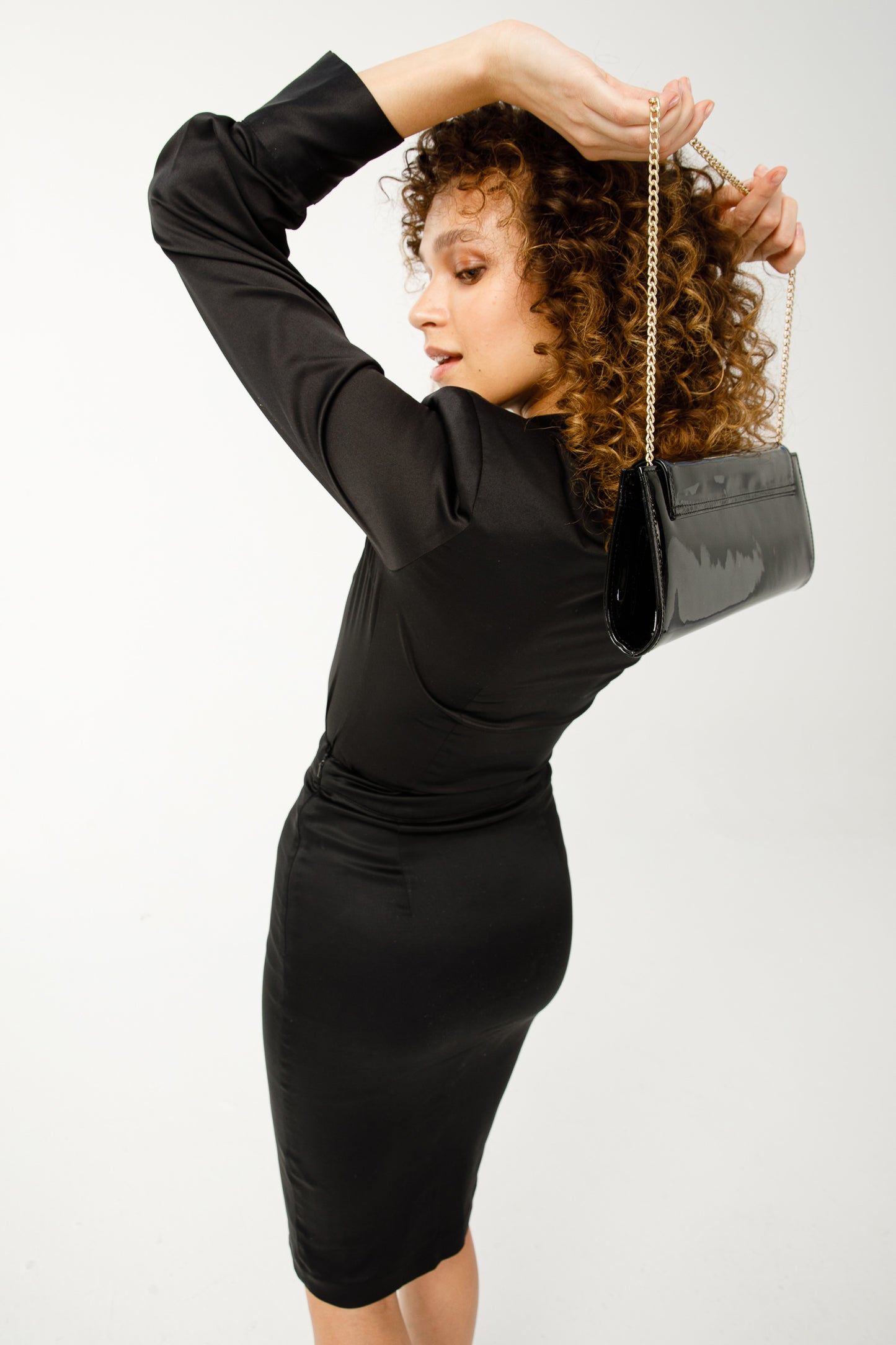 Sandalia de mujer de piel de charol negra Bamba