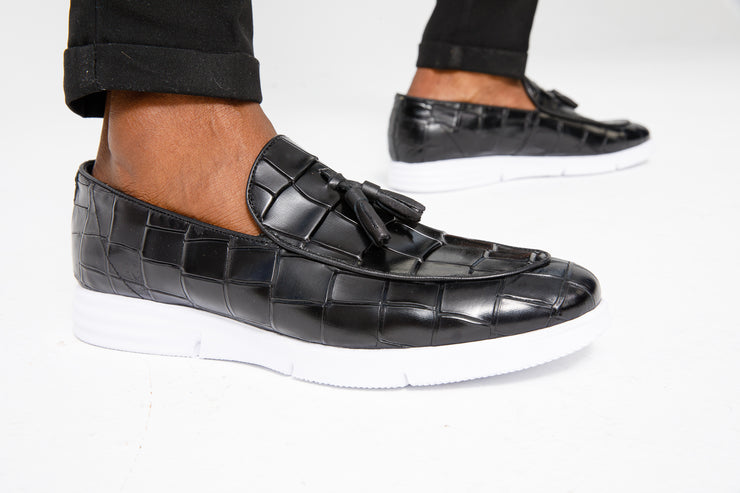 The Parga Black Leather Tassel Casual Loafer
