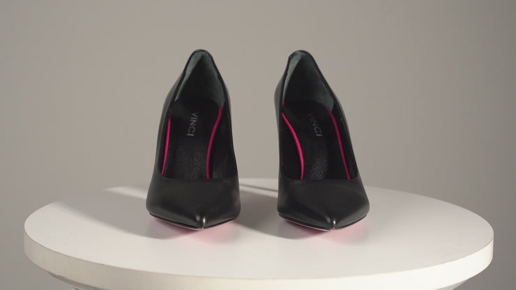 The Ege Black Leather Pump Fuchsia Sole
