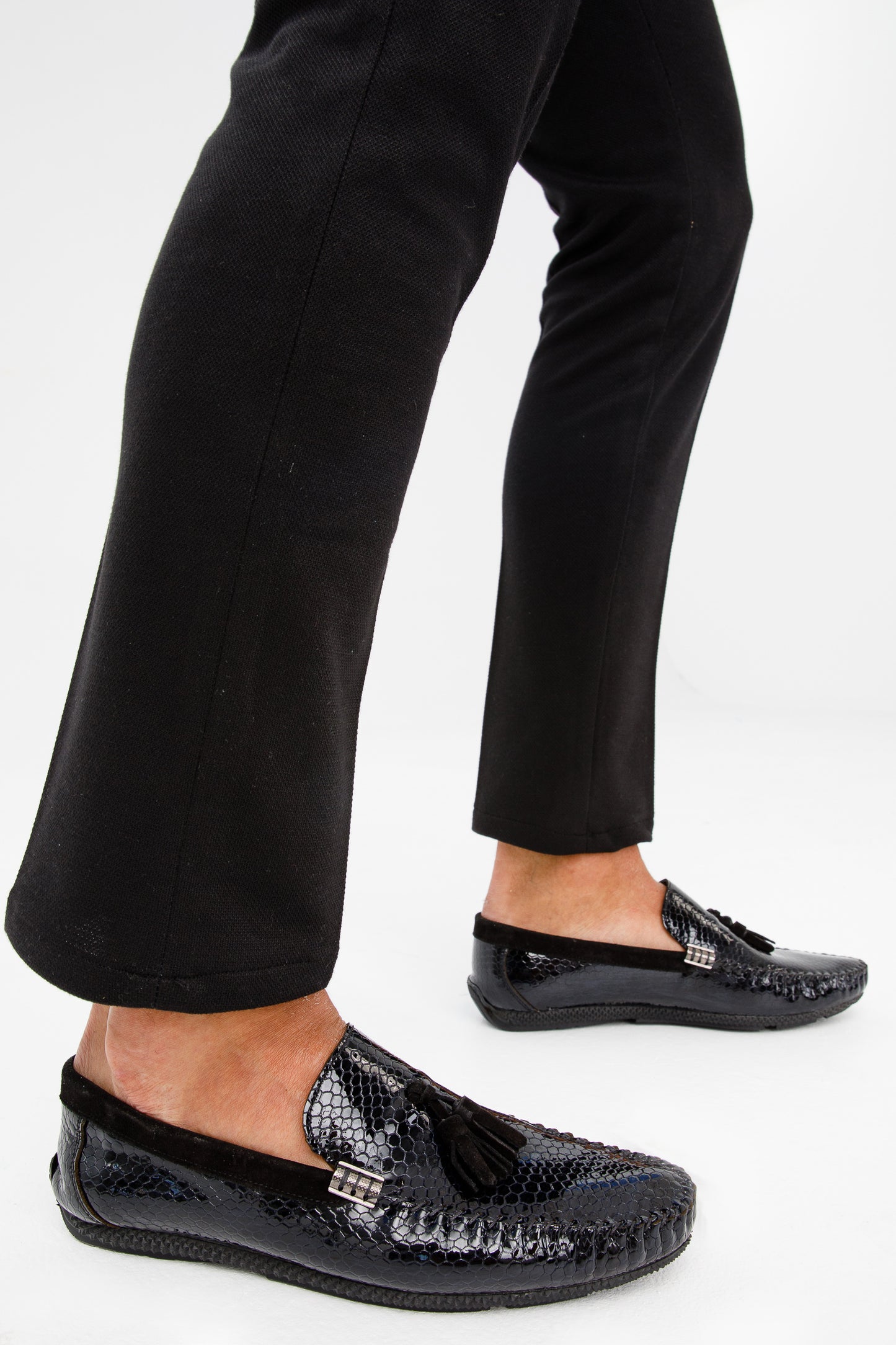 El Zapato Loafer para Hombre de Cuero Patente Negro Cordova ¡Venta Final!