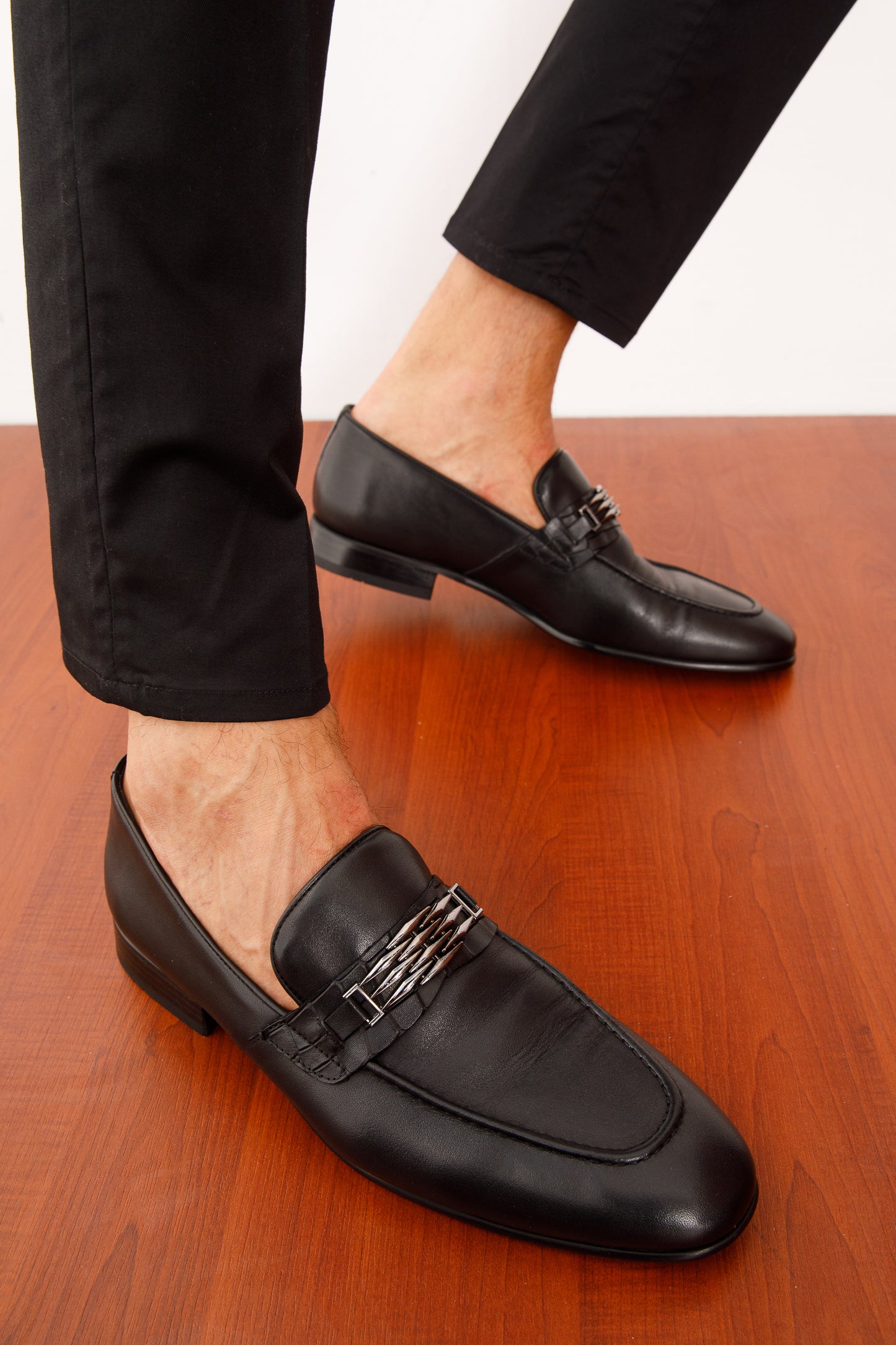 ¡Venta Final! Zapato Loafer Negro Bogota para Hombre
