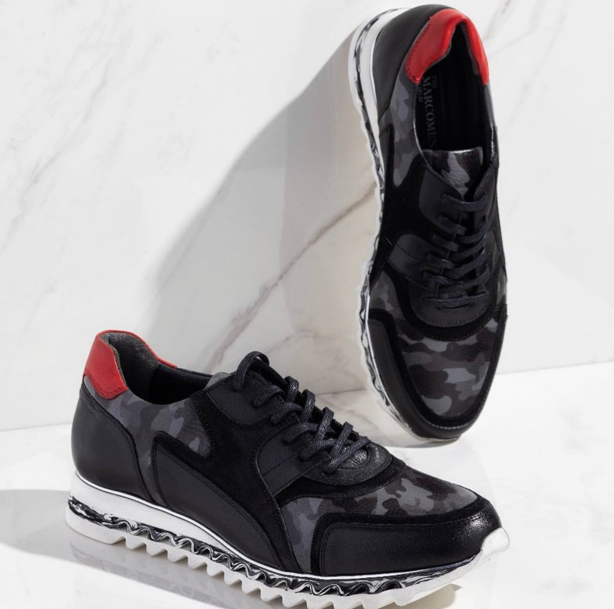 ¡Venta final de zapatillas de cuero negras Cakarta para hombre!