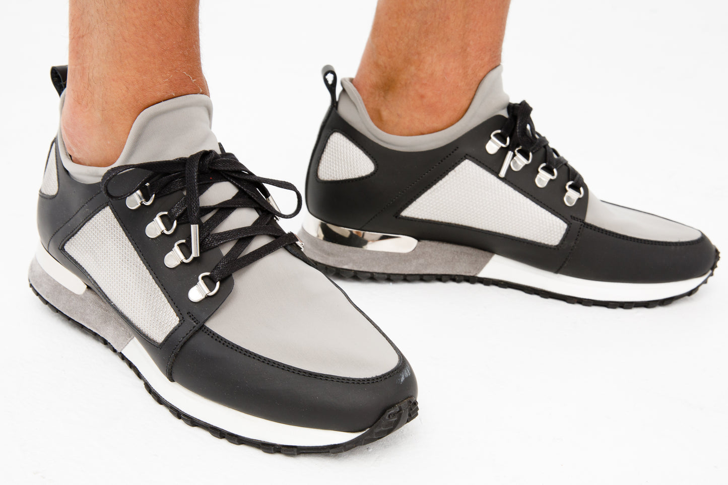 ¡Venta final de zapatillas de cuero gris Emir para hombre!