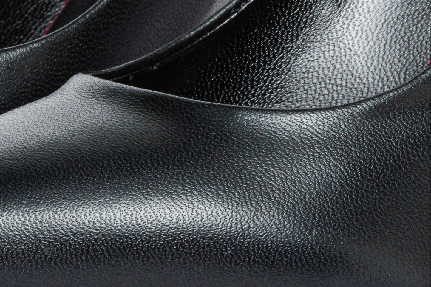 The Ege Black Leather Pump Fuchsia Sole Women Shoe