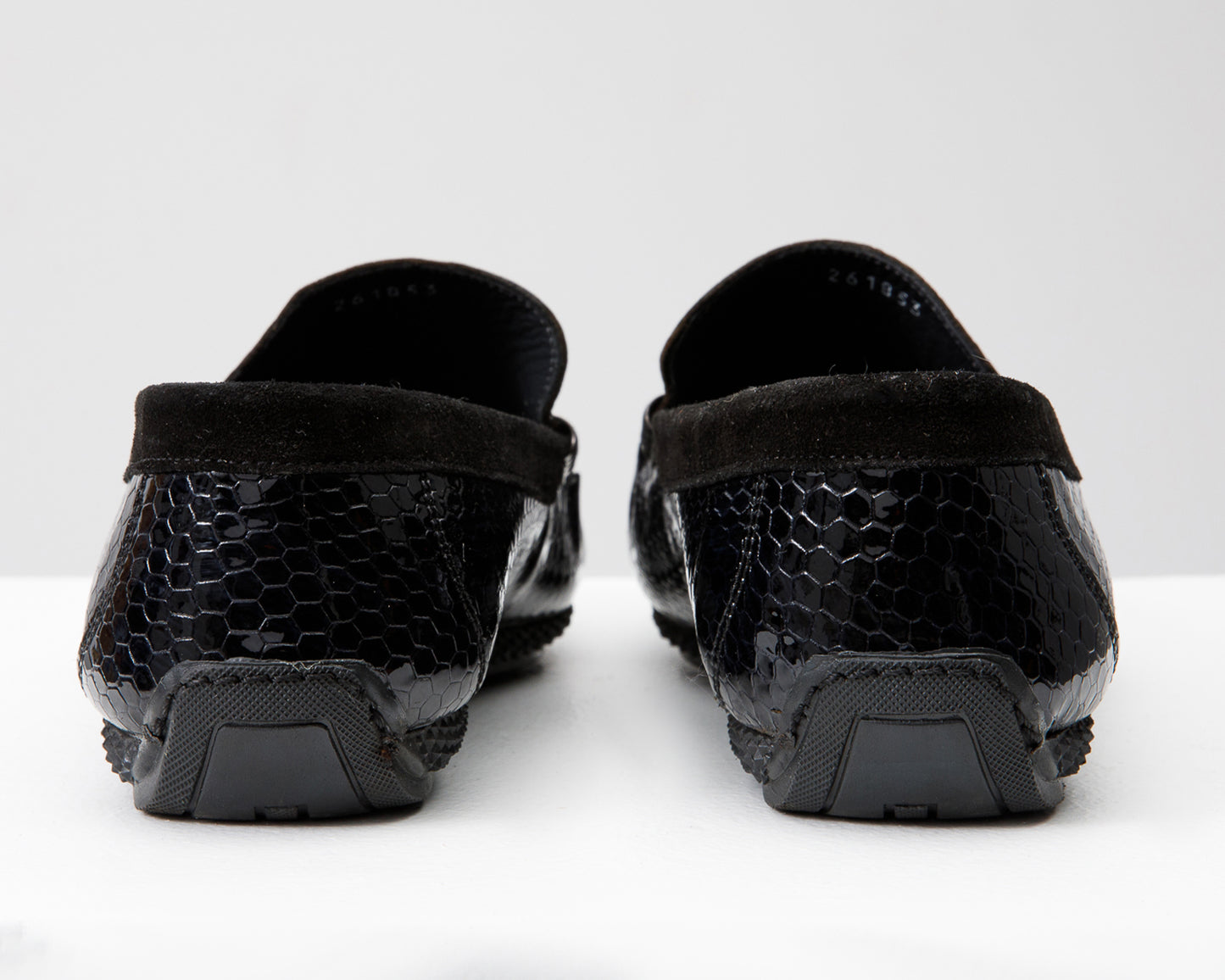 El Zapato Loafer para Hombre de Cuero Patente Negro Cordova ¡Venta Final!