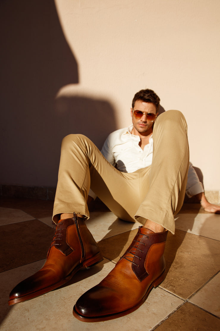 The Romto Tan Leather Derby Lace-Up Boot With a Zipper