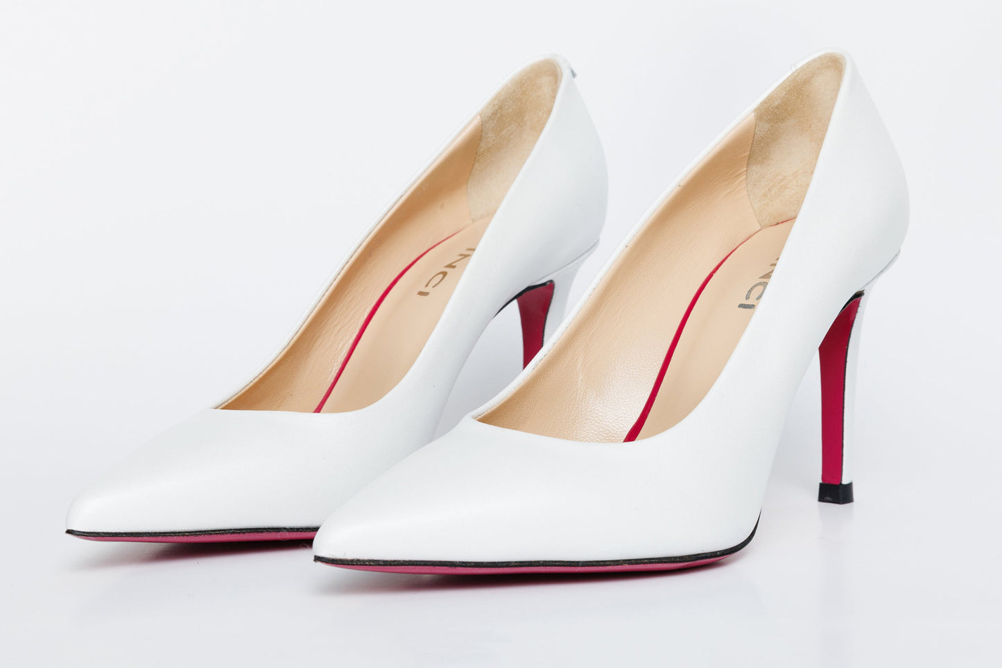 The Ege White Leather Pump Fuchsia Sole Women Shoe