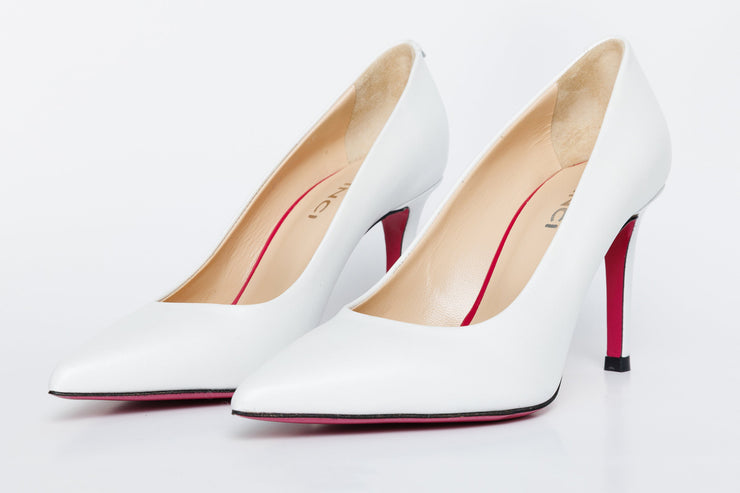 The Ege White Leather Pump Fuchsia Sole