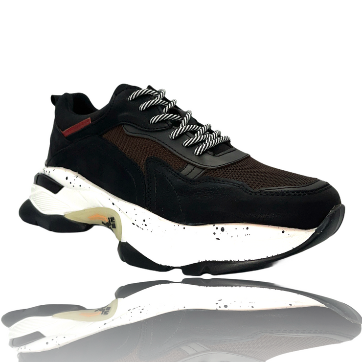 The Venere Black Leather Sneaker