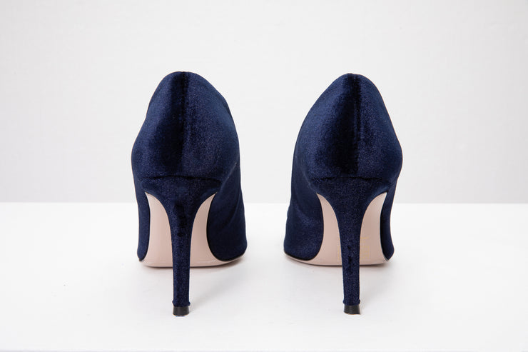 The Risca Black Leather Pump Final Sale!