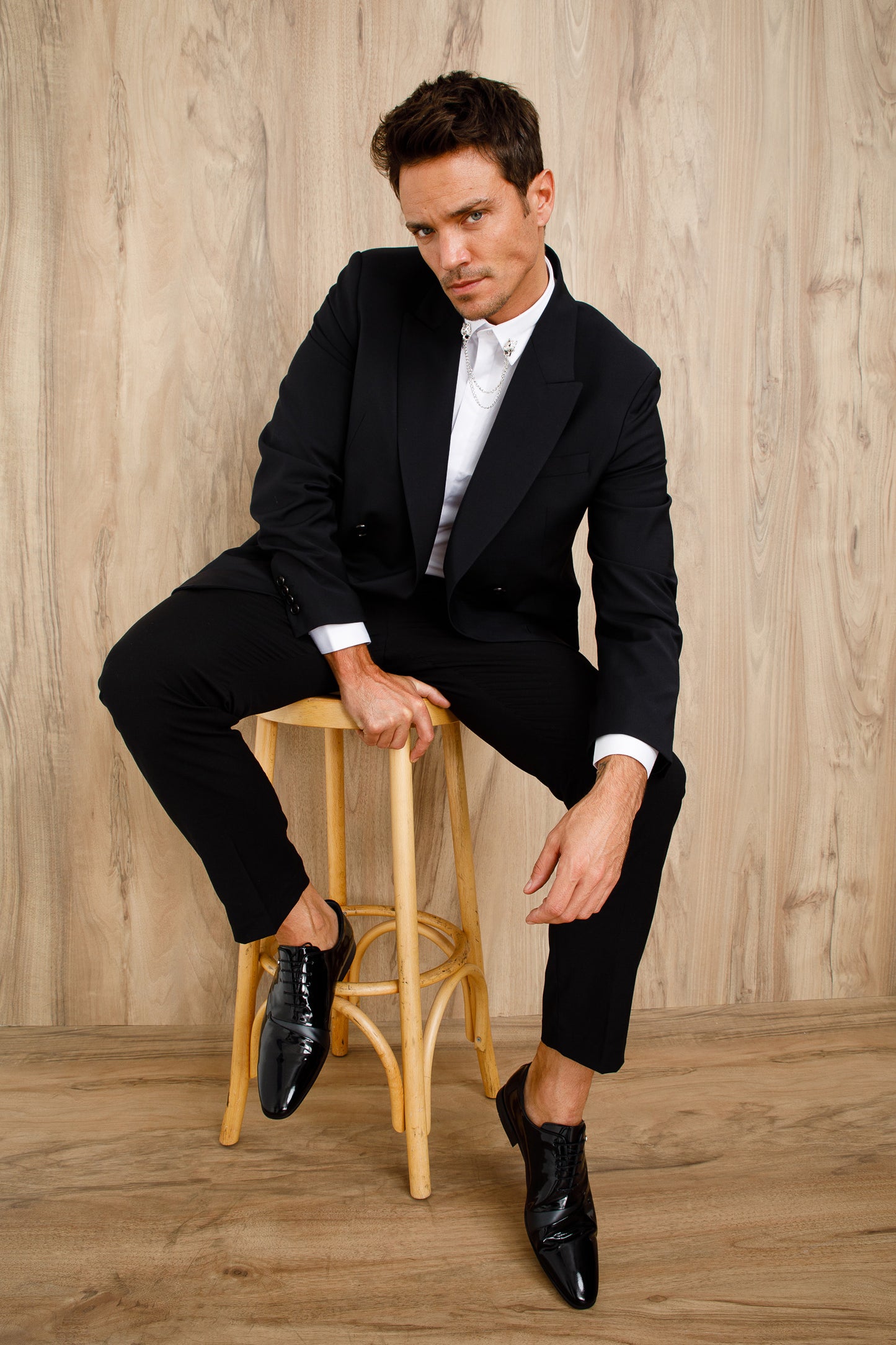 Los zapatos Oxford para hombre de punta lisa de charol negro de París ¡Venta final!