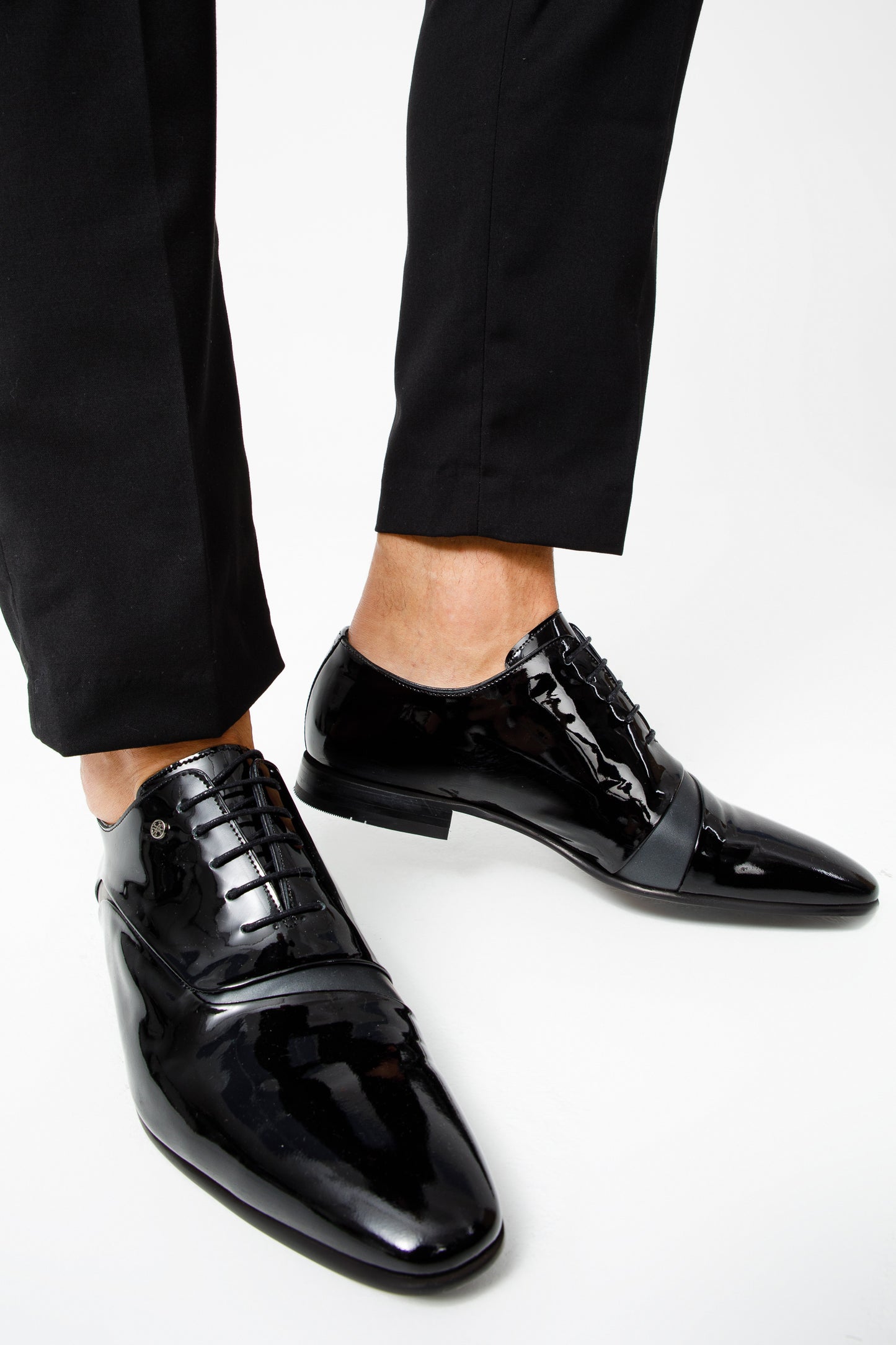 Los zapatos Oxford para hombre de punta lisa de charol negro de París ¡Venta final!